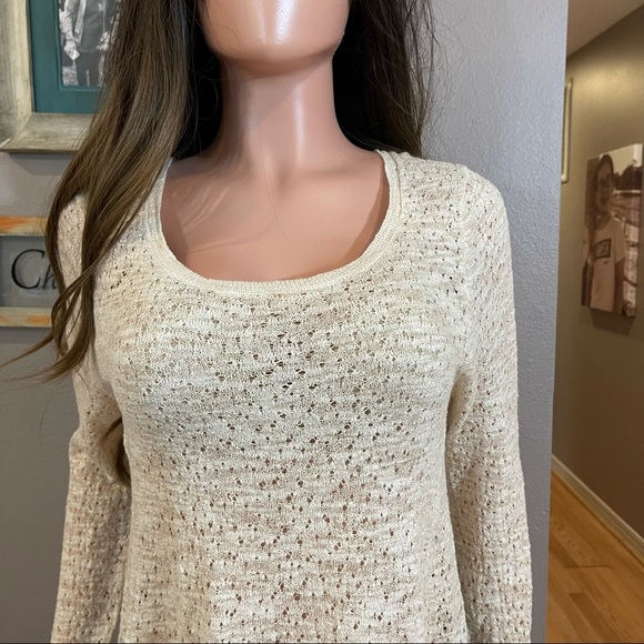 Lightweight cream knit tunic - Picture 2 of 10